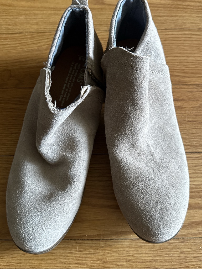 Toms Taupe Boots Leather